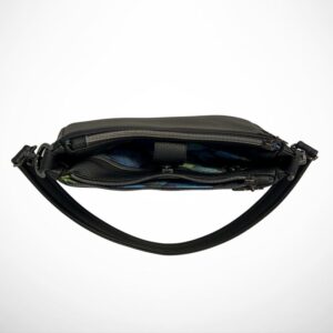 aries crossbody skulderveske i svart ovenfra